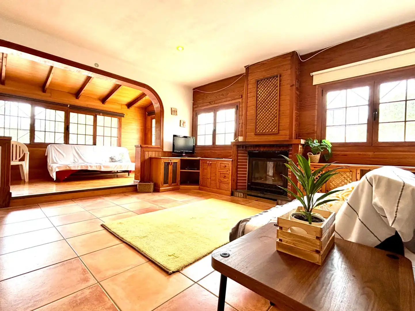 Sala de estar de Finca rústica en venta en Llucmajor con Aire acondicionado, Calefacción y Jardín privado