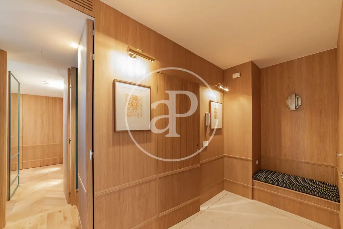 Wohnung zum Verkauf in Madrid mit Klimaanlage, Heizung und Terrasse