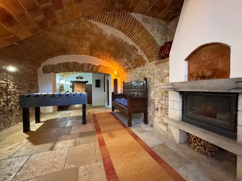 Finca rústica en venta en Ullastret con Aire acondicionado, Calefacción y Jardín privado