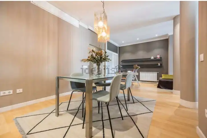 Dining room of Flat for rent in Madrid  with Air Conditioner, Heating and Parquet flooring