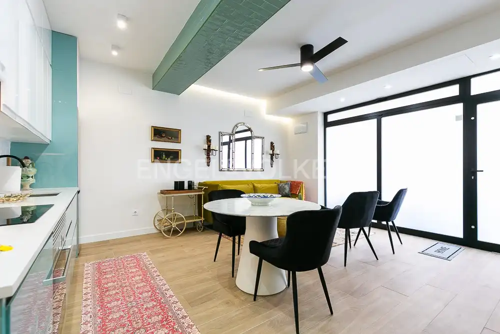Living room of Flat for rent in Valencia  with Air Conditioner, Heating and Furnished