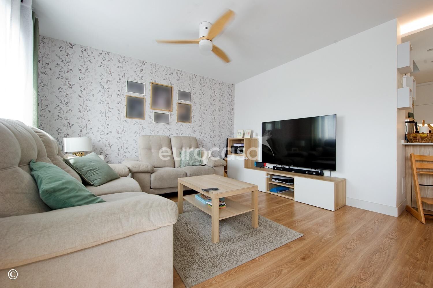 Sala de estar de Piso en venta en Santa Cruz de Bezana con Calefacción, Terraza y Trastero