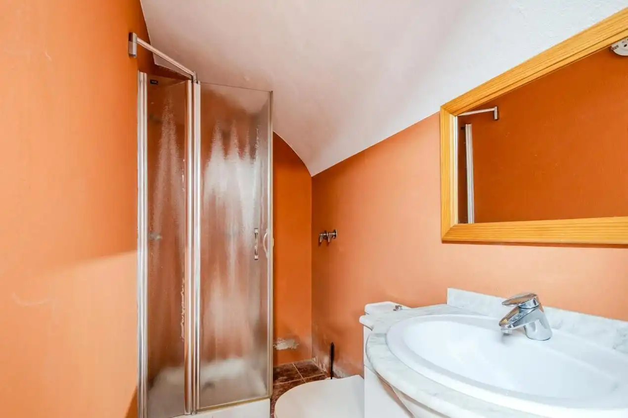Baño de Casa adosada en venta en Celrà