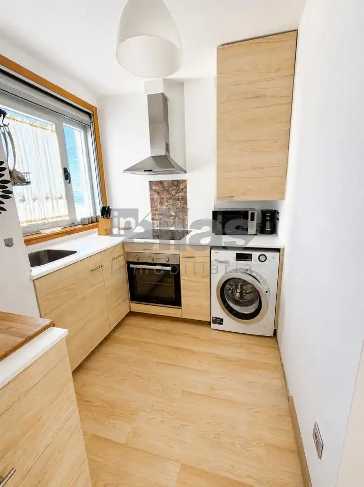 Kitchen of Attic for rent in Malpica de Bergantiños  with Heating, Terrace and Storage room