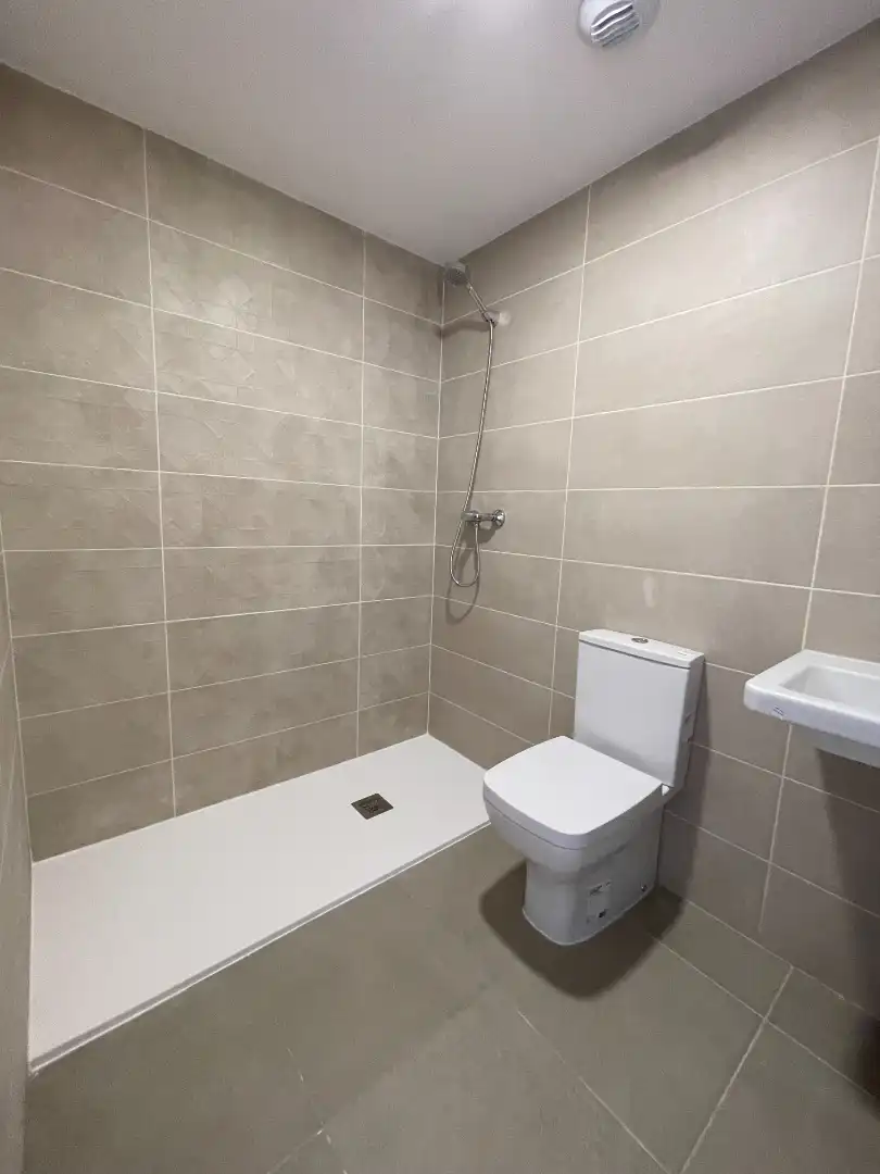 Baño de Piso en venta en Arganda del Rey con Aire acondicionado, Calefacción y Terraza