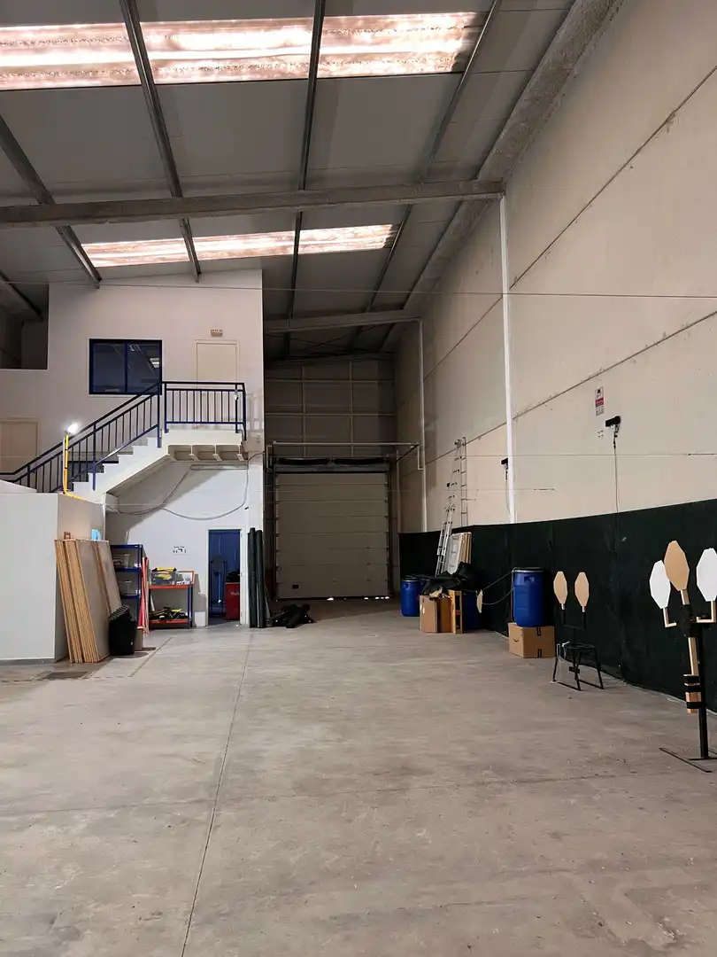 Nave industrial en venta en Camas