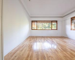 Sala d'estar de Pis de lloguer en  Madrid Capital amb Aire condicionat, Calefacció i Piscina comunitària