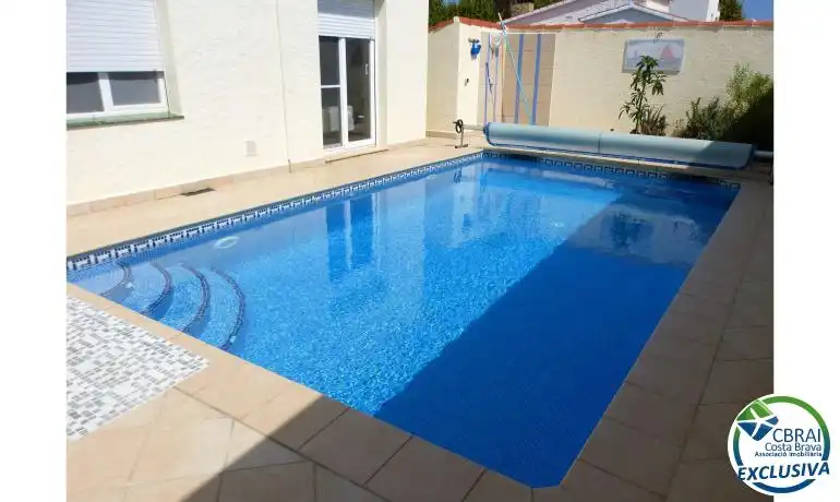 Casa con jardín en venta en Montgrí, imagen 2