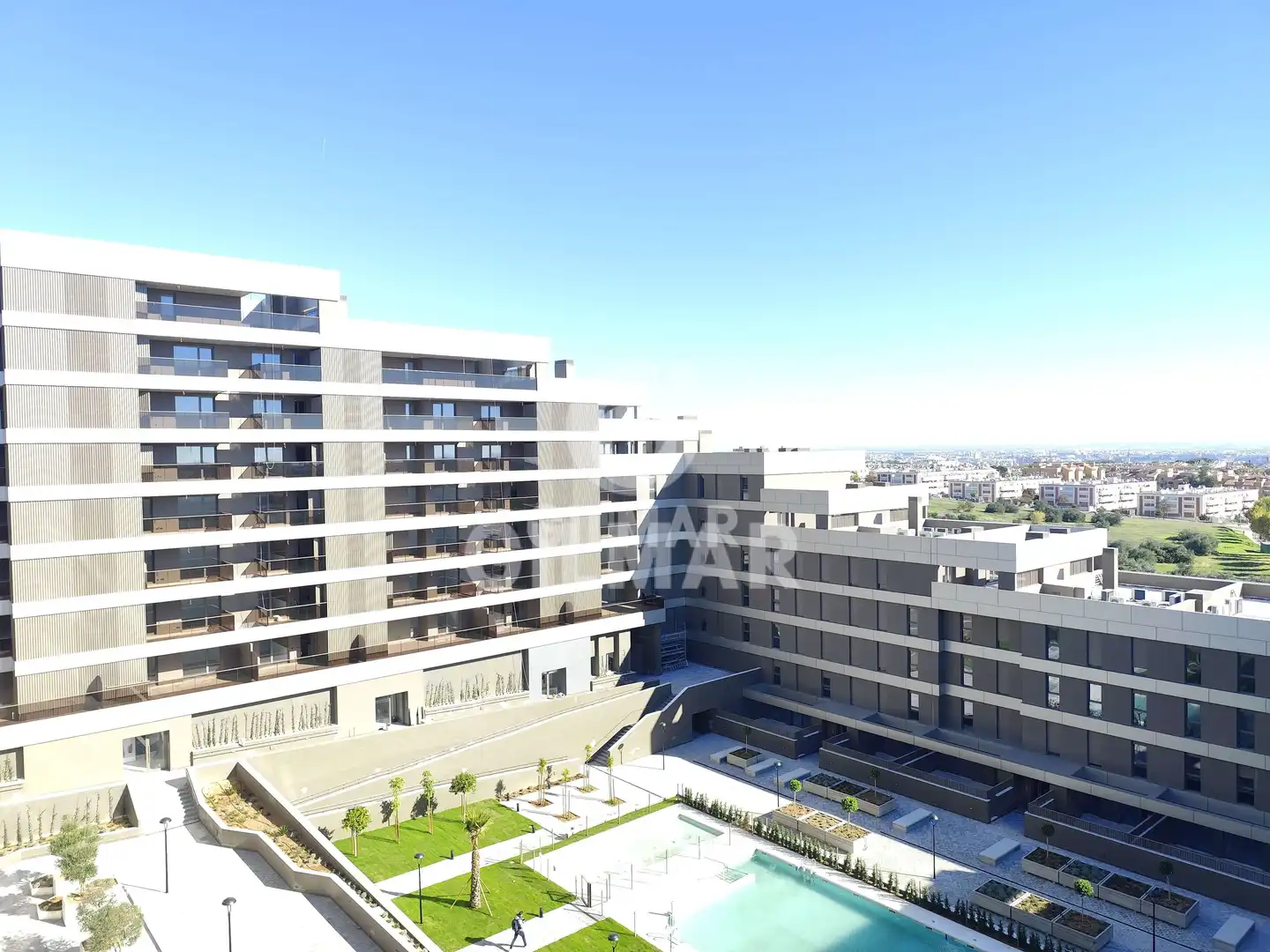 Vista exterior de Piso de alquiler en Tomares con Calefacción, Jardín privado y Trastero