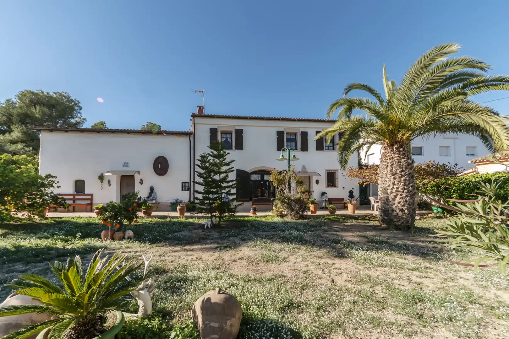 Vista exterior de Finca rústica en venda en Banyeres del Penedès amb Jardí privat, Parquet i Piscina