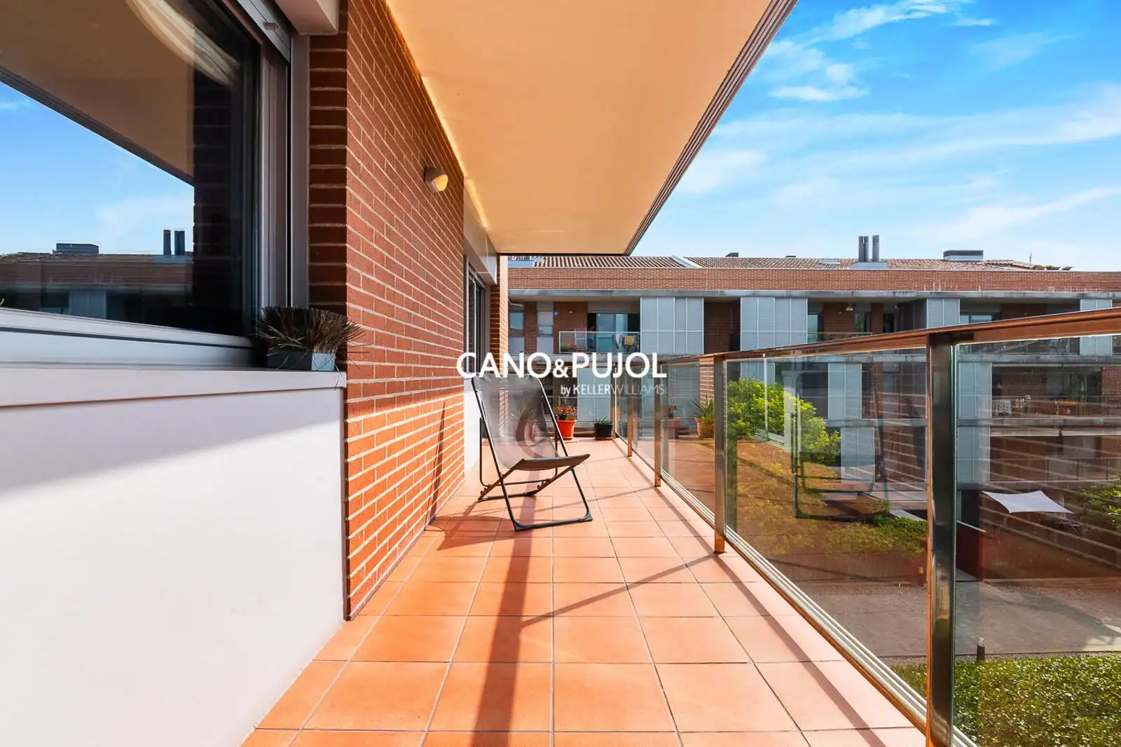Terrace of Flat for sale in Sant Cugat del Vallès  with Heating, Terrace and Storage room