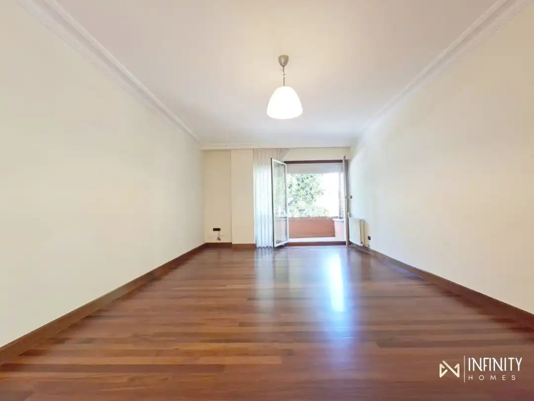 Wohnzimmer von Maisonette zur Miete in Bilbao  mit Heizung, Privatgarten und Terrasse