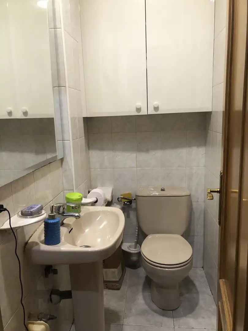 Bathroom of Flat for sale in Segovia  with Heating and Terrace