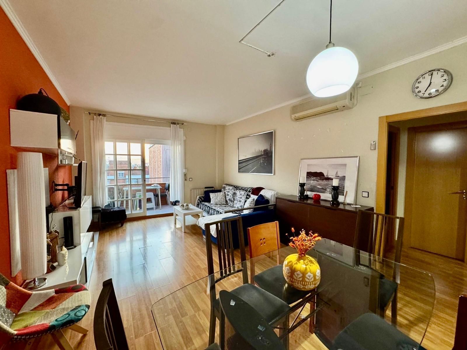 Vista exterior de Pis en venda en Badalona amb Aire condicionat i Calefacció