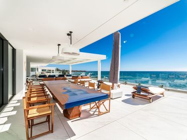 Appartement compact avec piscine à vendre à Marbella Centro