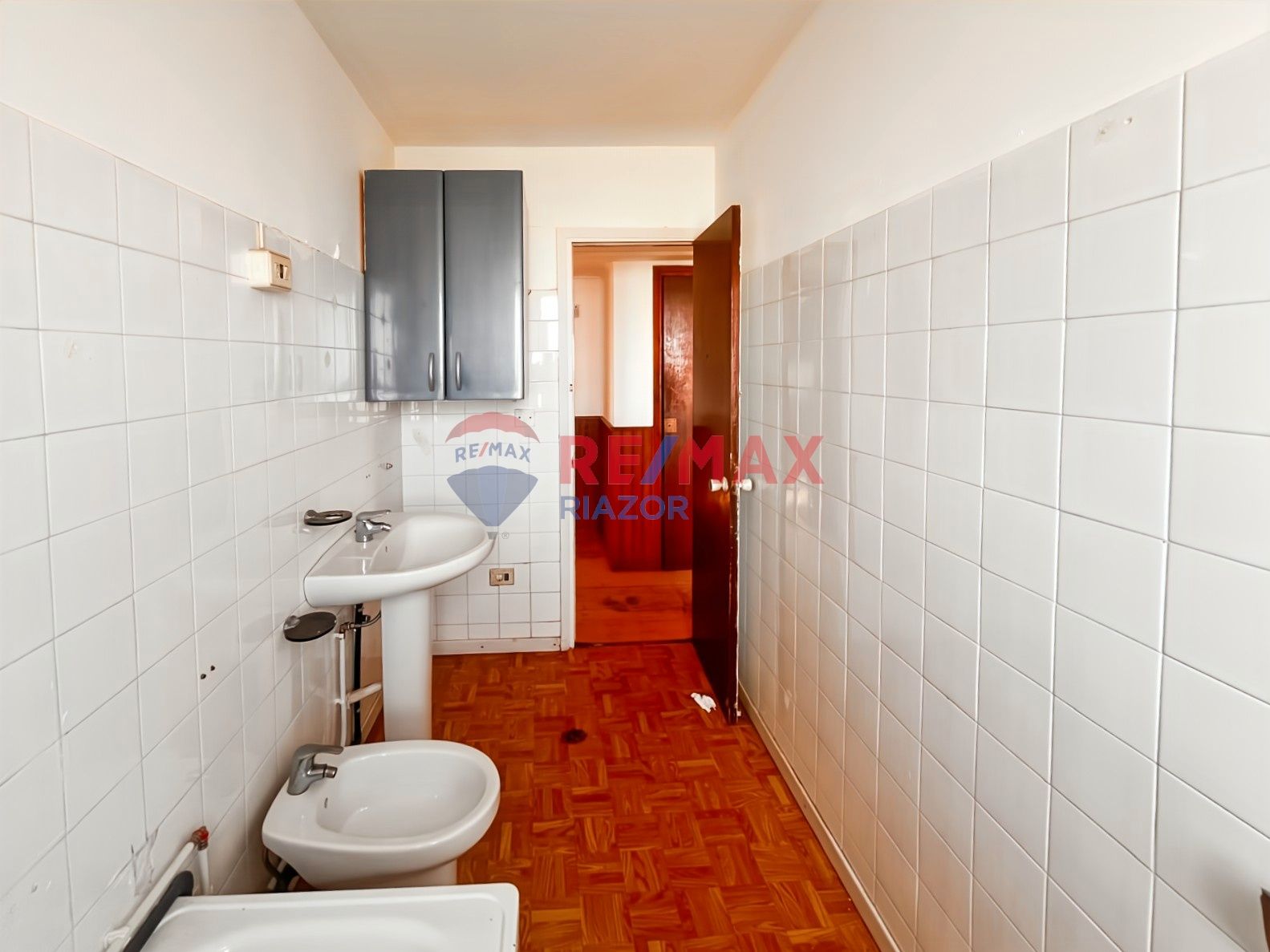 Bathroom of Flat for sale in Burela  with Balcony