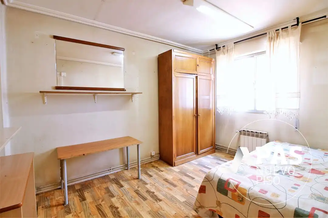 Bedroom of Flat for sale in Santander  with Heating and Parquet flooring