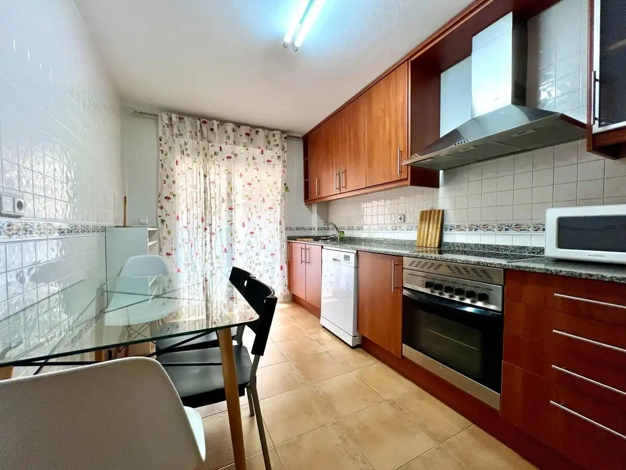 Cocina de Piso de alquiler en Molina de Segura con Terraza, Amueblado y Piscina comunitaria