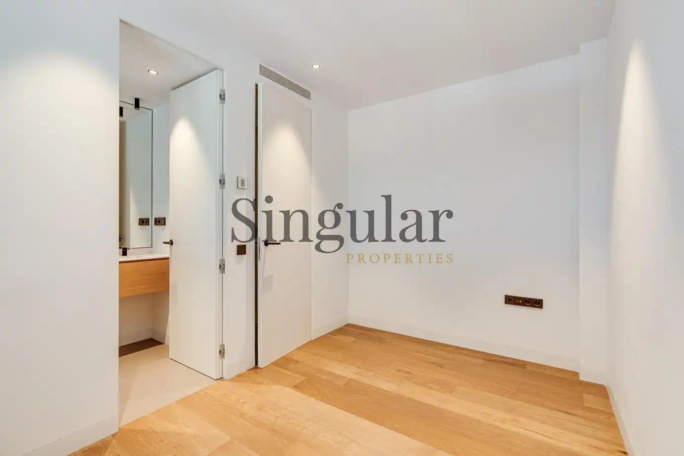 Bedroom of Flat for rent in Barcelona  with Heating, Private garden and Terrace