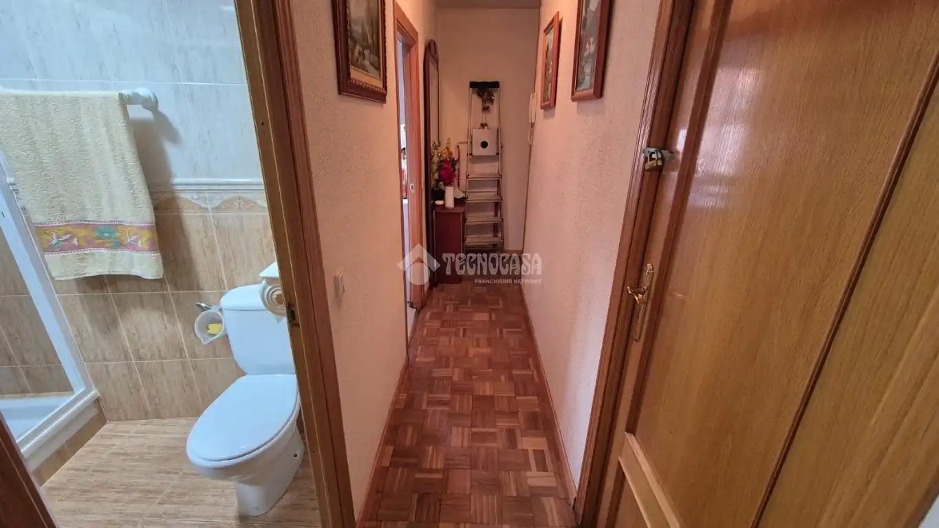 Wohnung zum Verkauf in Madrid mit Klimaanlage, Heizung und Parkett