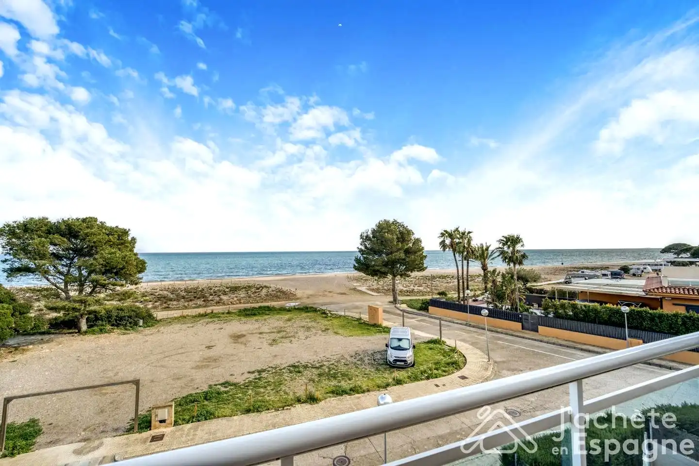 Vista exterior de Ático en venta en Vandellòs i l'Hospitalet de l'Infant con Aire acondicionado, Terraza y Amueblado