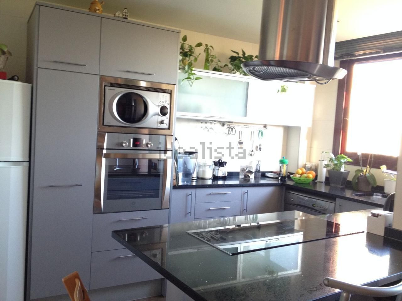 Kitchen of Single-family semi-detached for sale in  Zaragoza Capital  with Air Conditioner, Heating and Private garden