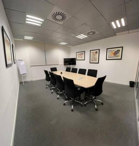 Oficina en Alquiler en Arroyo de la Vega