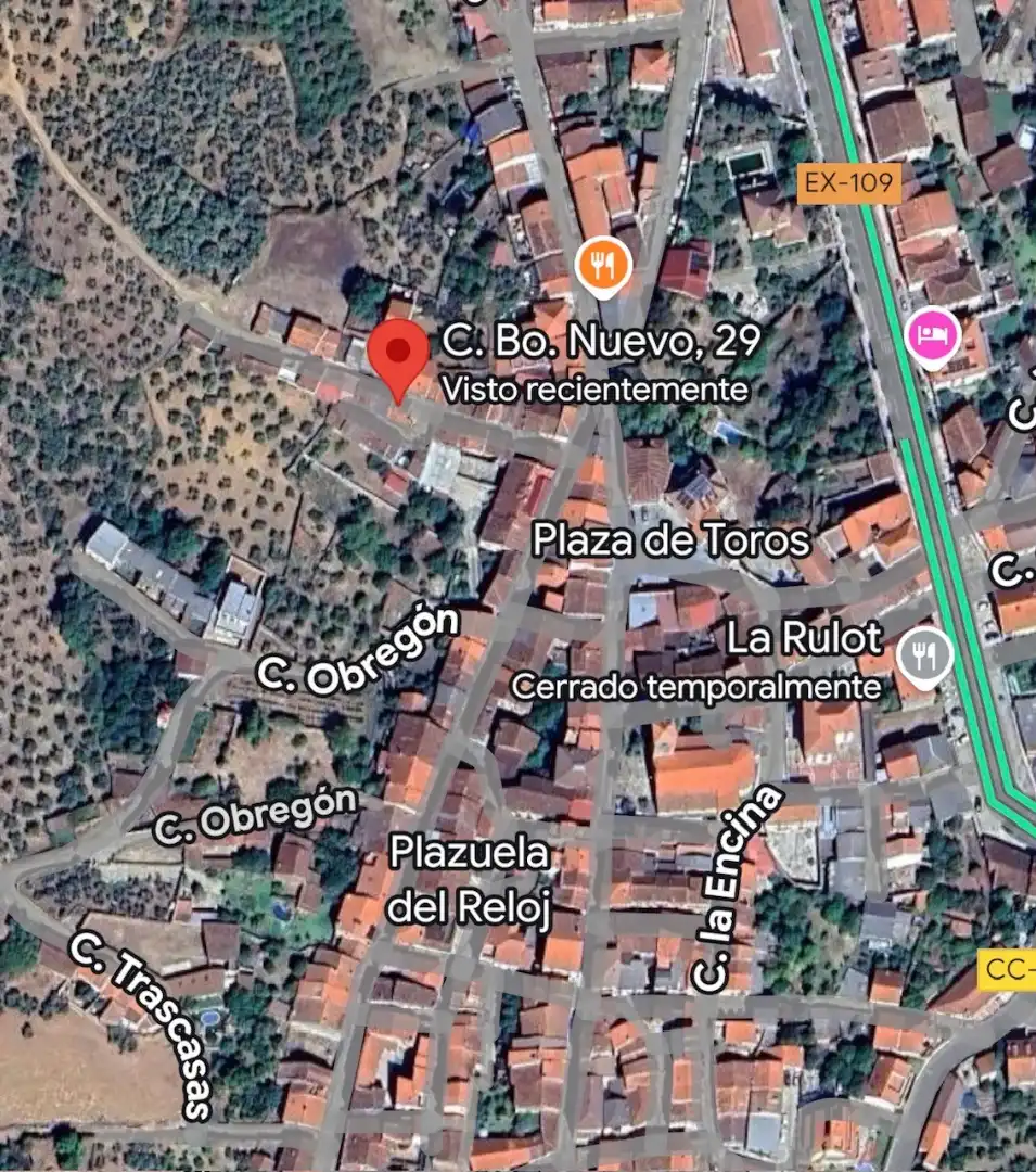 Exterior view of Houses for sale in Perales del Puerto  with Furnished