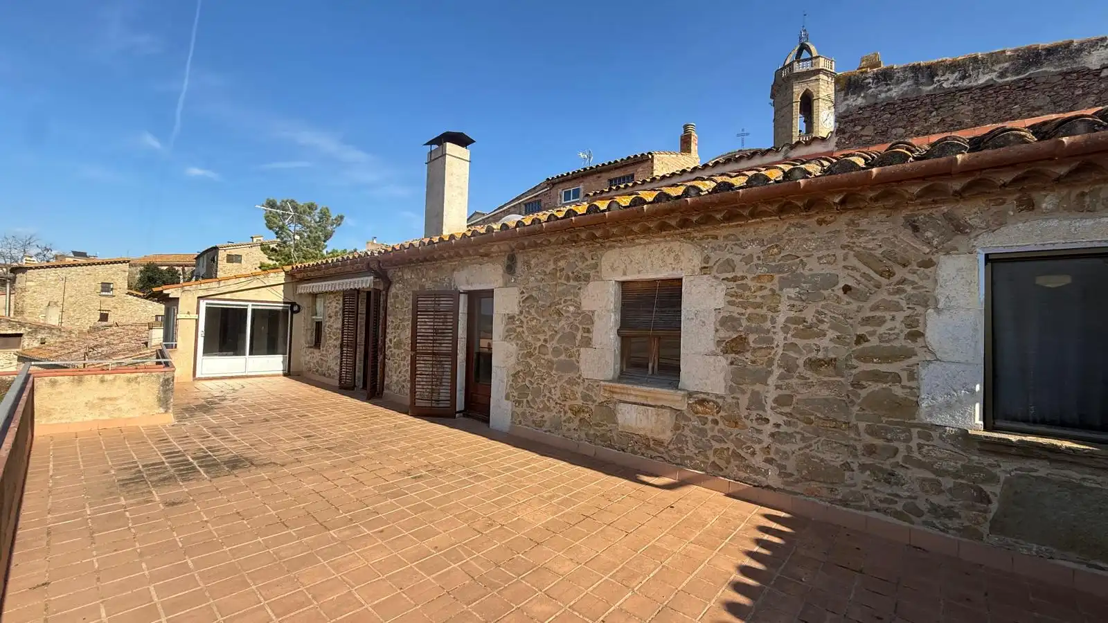Exterior view of Country homes for sale in Jafre  with Heating, Private garden and Terrace