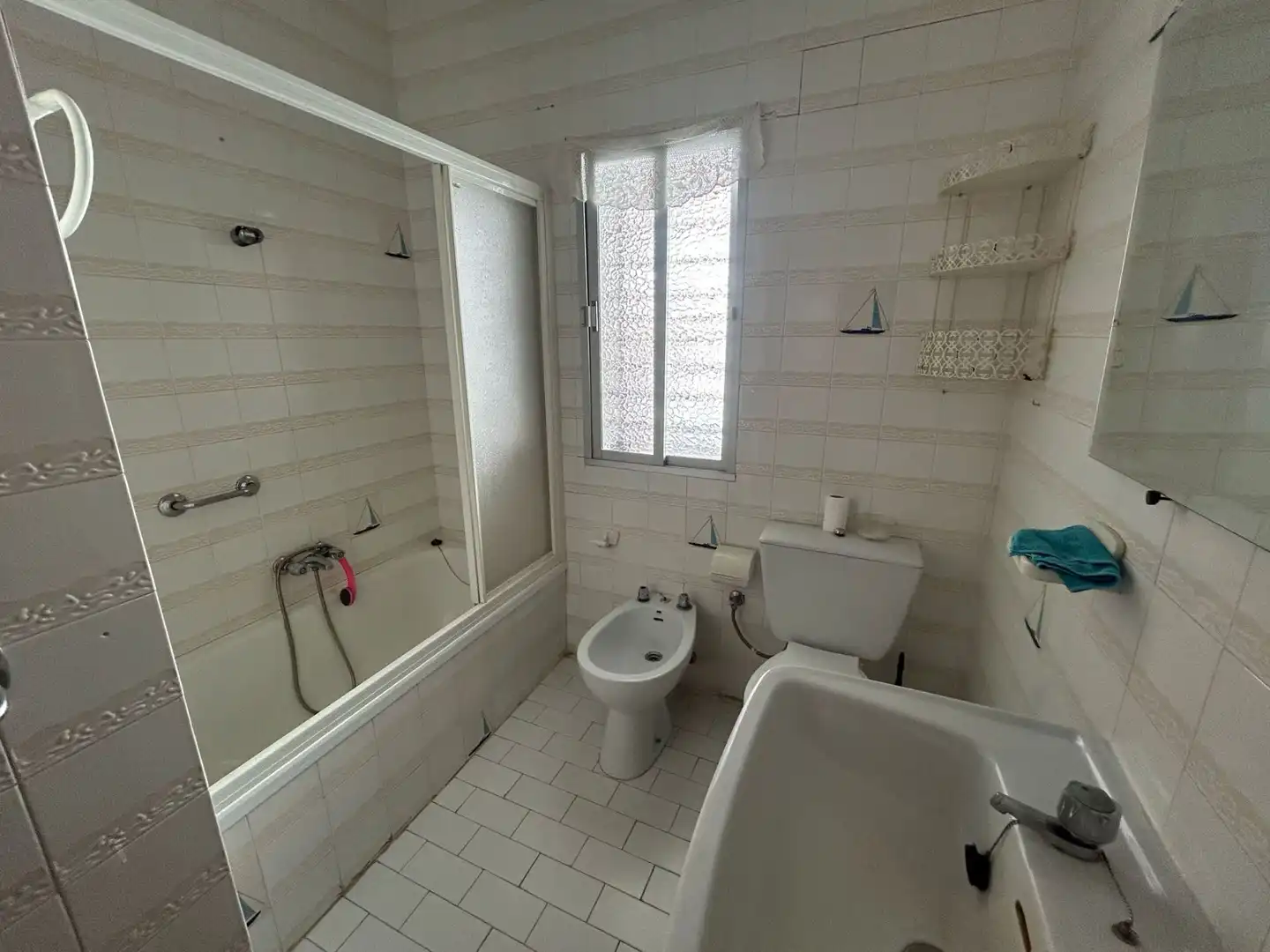 Casa adosada en venta en Hoyos