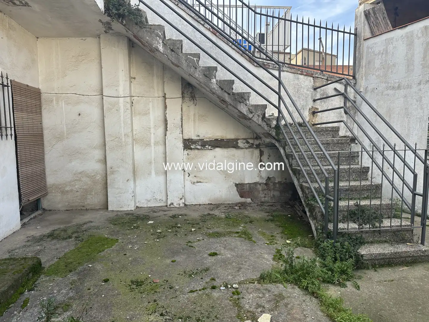 Vista exterior de Casa o xalet en venda en Térmens amb Moblat