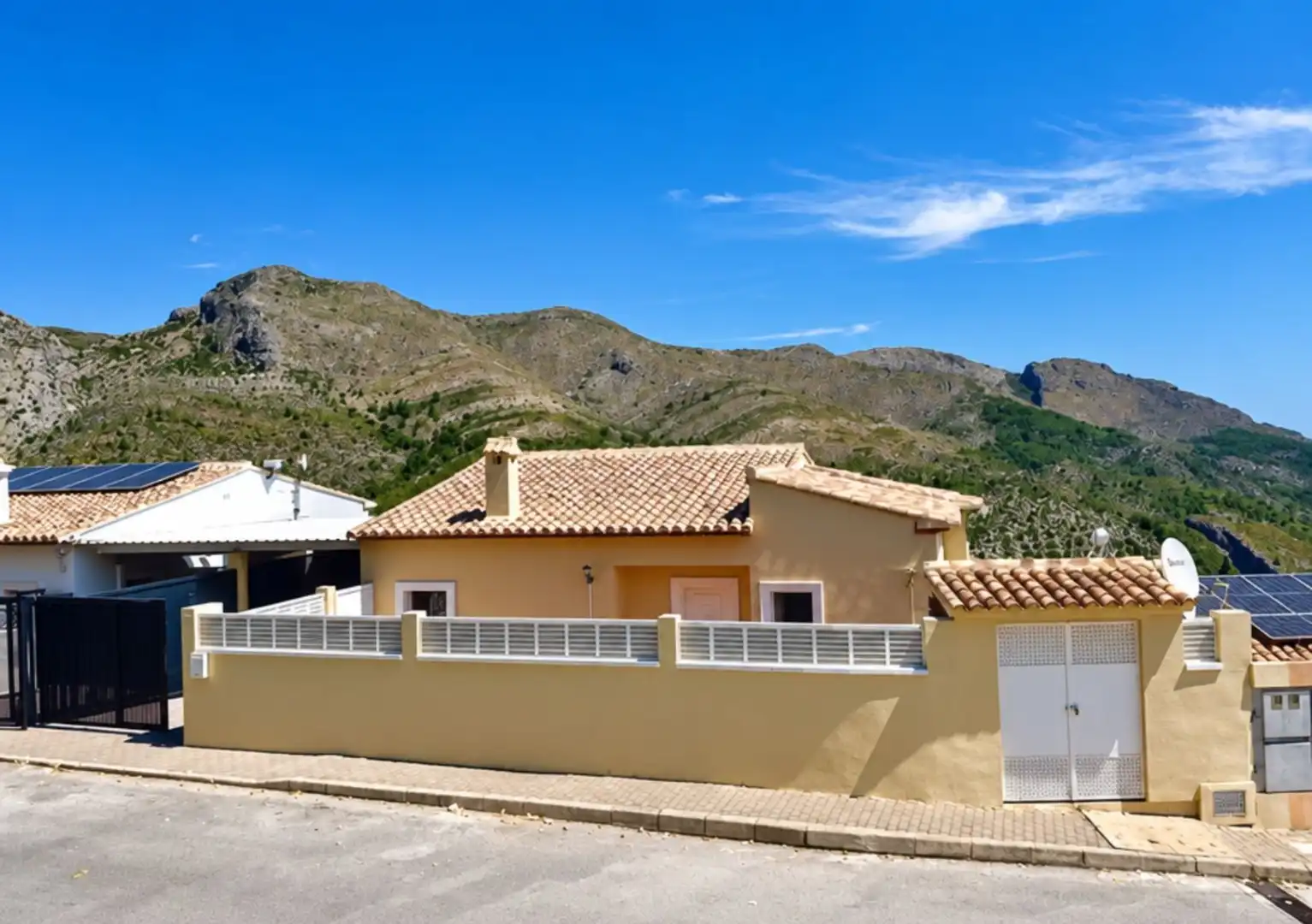 Casa en venta en La Vall de Laguar, imagen 2
