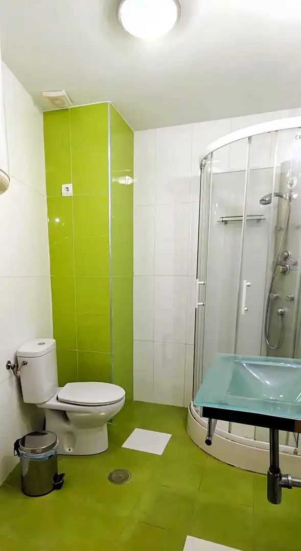Baño de Piso de alquiler en Beiro