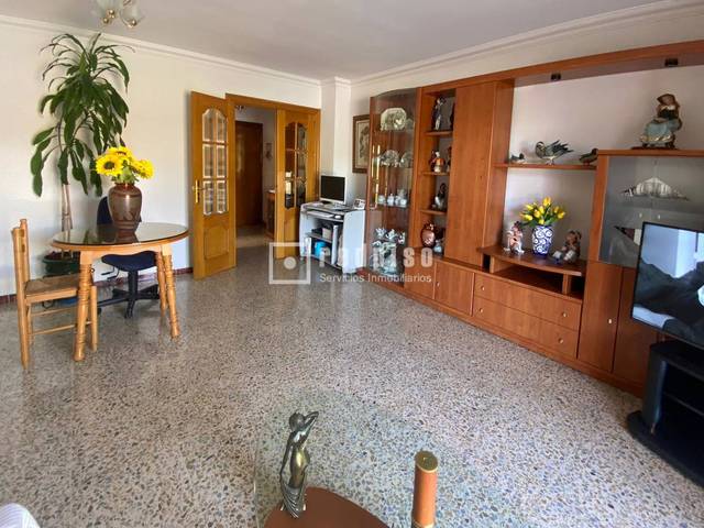 Piso en Venta en Atabalero en Los Almendros - El Limonero - El Tomillar