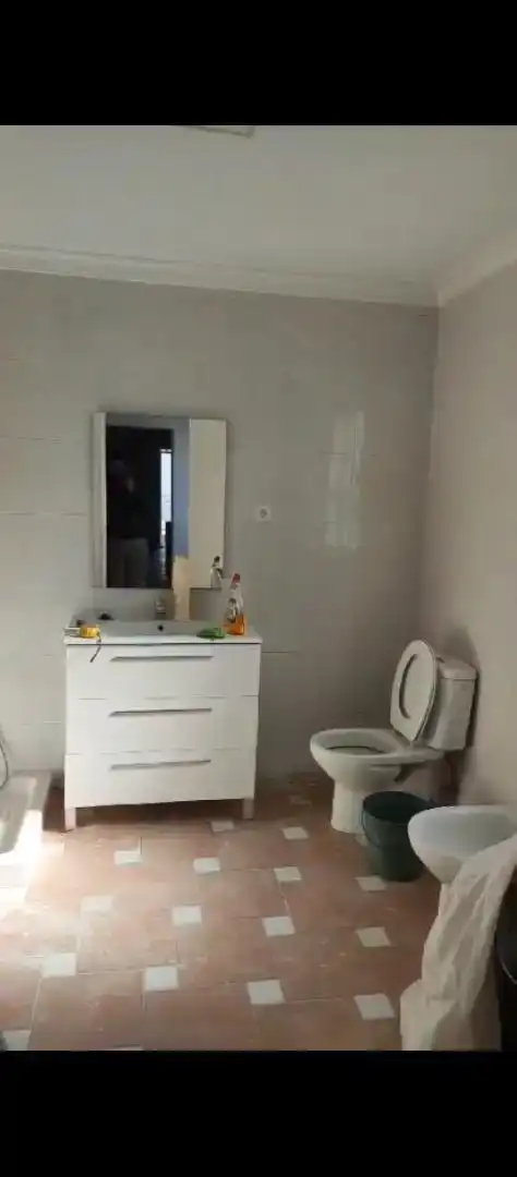 Bany de Apartament en venda en Villaverde del Río amb Aire condicionat i Balcó