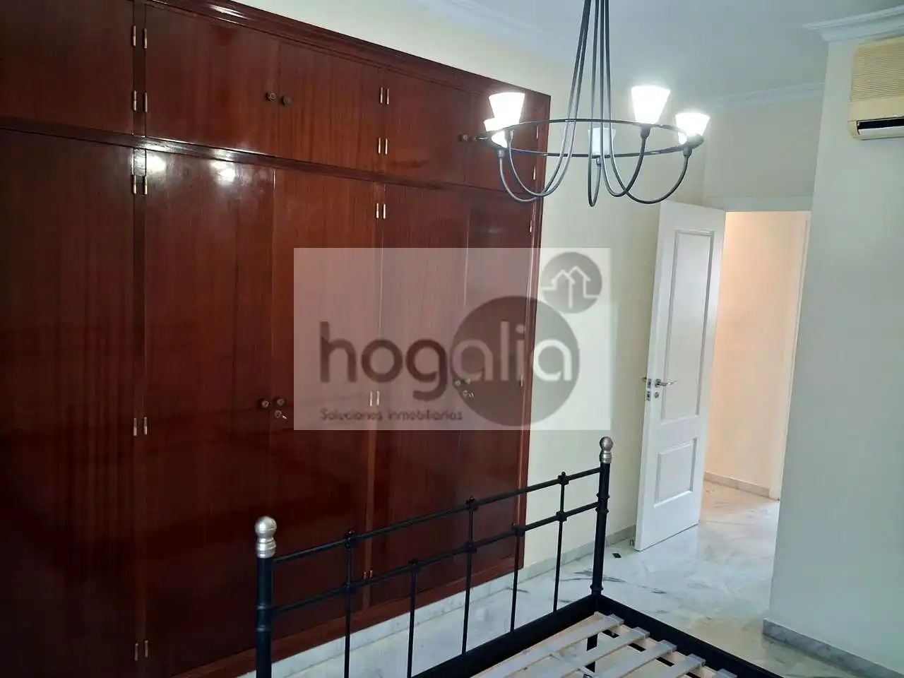 Bedroom of Flat for rent in Este - Alcosa- Torreblanca
