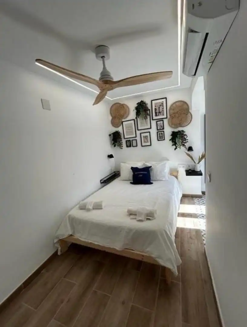 Habitación de Edificio en venta en Benidorm