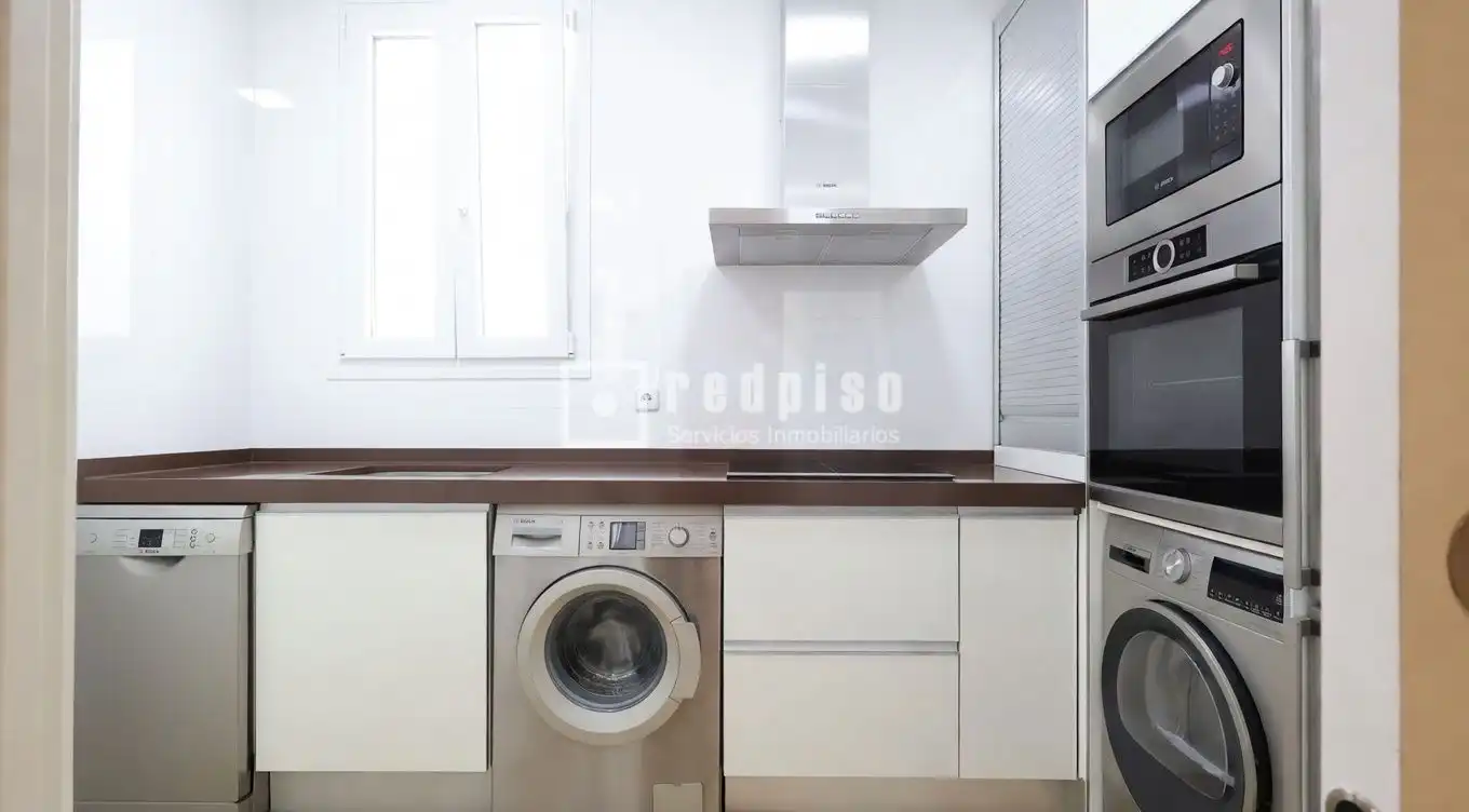 Cocina de Piso de alquiler en Madrid con Aire acondicionado y Calefacción