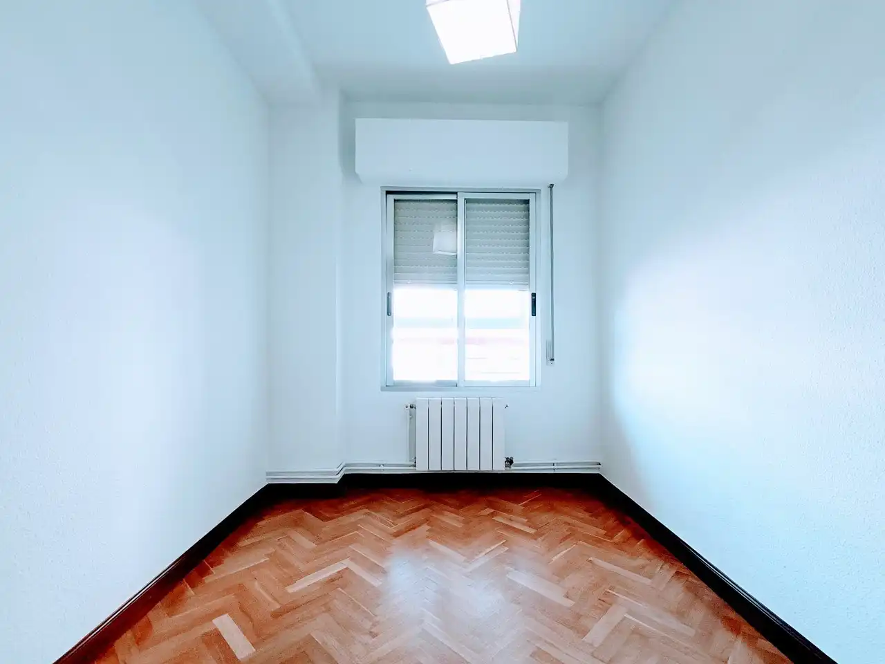 Piso de alquiler en ISLA DE JAVA, Tres Olivos - Valverde