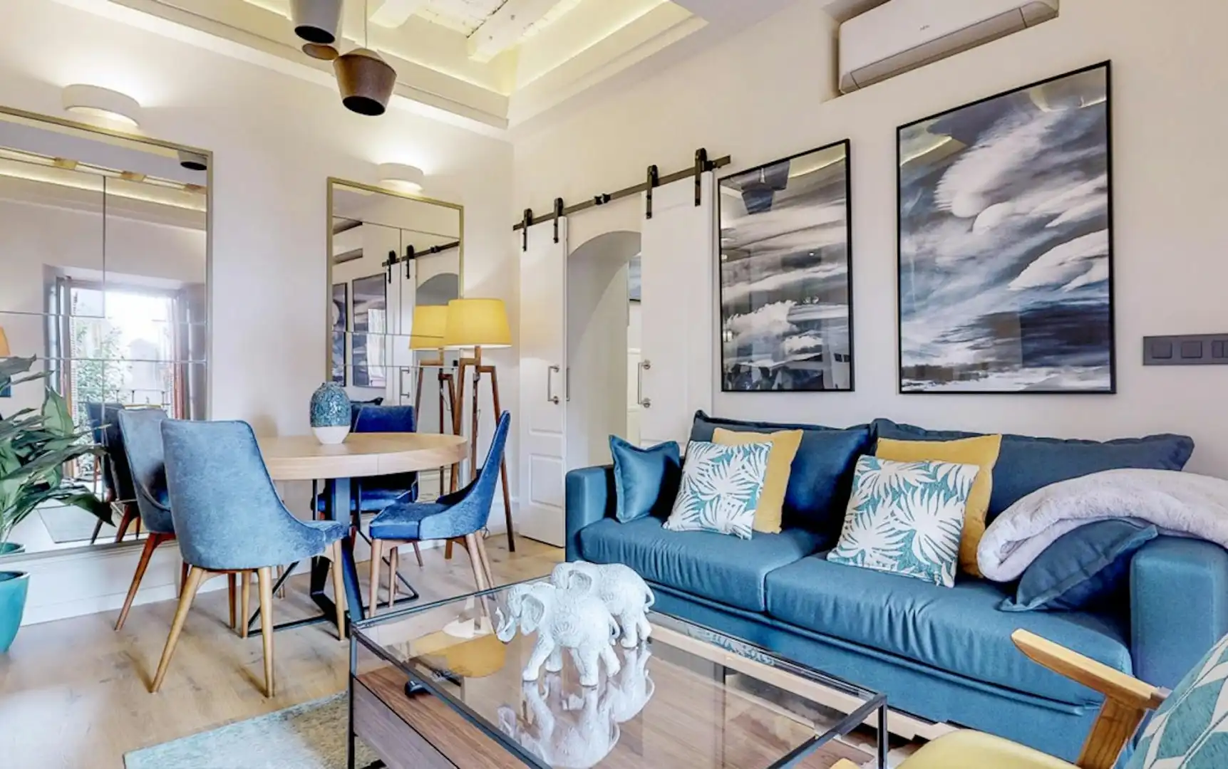 Sala de estar de Piso de alquiler en Sevilla con Aire acondicionado, Calefacción y Lavadora