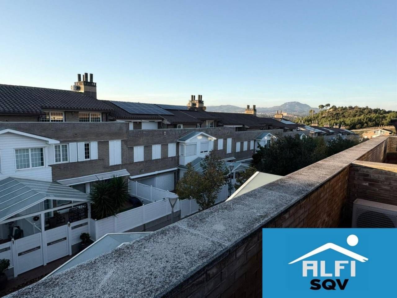 Exterior view of House or chalet for sale in Sant Quirze del Vallès  with Air Conditioner, Heating and Private garden