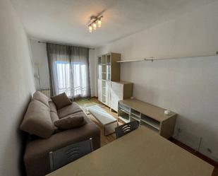 Living room of Flat to rent in Alcalá de Henares  with Furnished and Washing machine