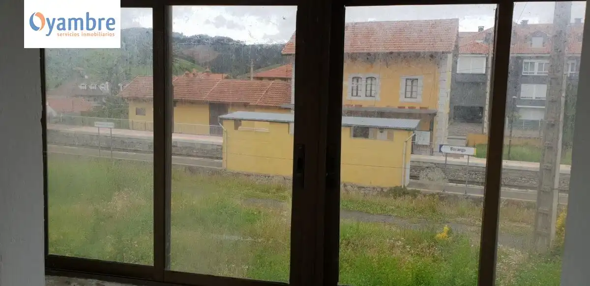 Vista exterior de Piso en venta en Hazas de Cesto con Balcón