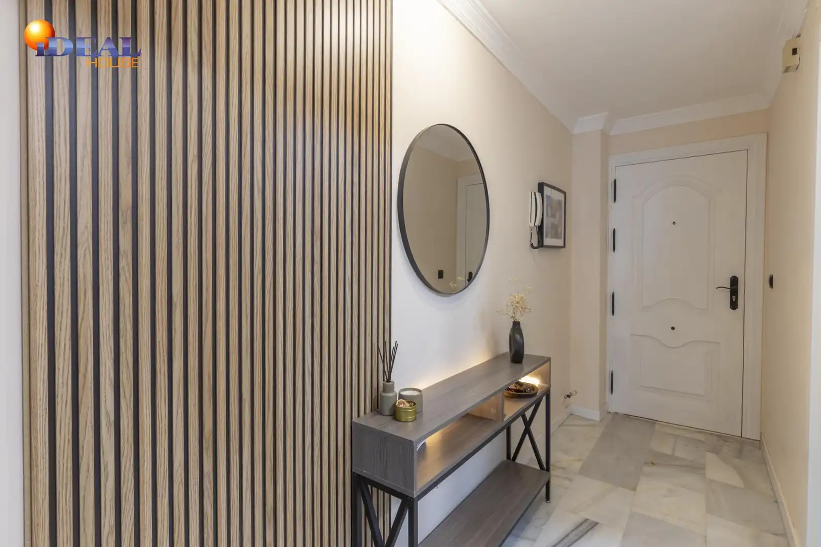 Appartamento con terrazza in vendita a Avenida de la Casa Grande, imagen 3