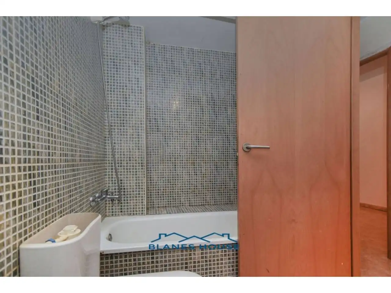 Piso en venta en Calle Segre, Mont Ferrant - Joan Carles I