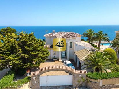 Vista exterior de Casa o xalet en venda en Jávea / Xàbia amb Aire condicionat, Calefacció i Jardí privat