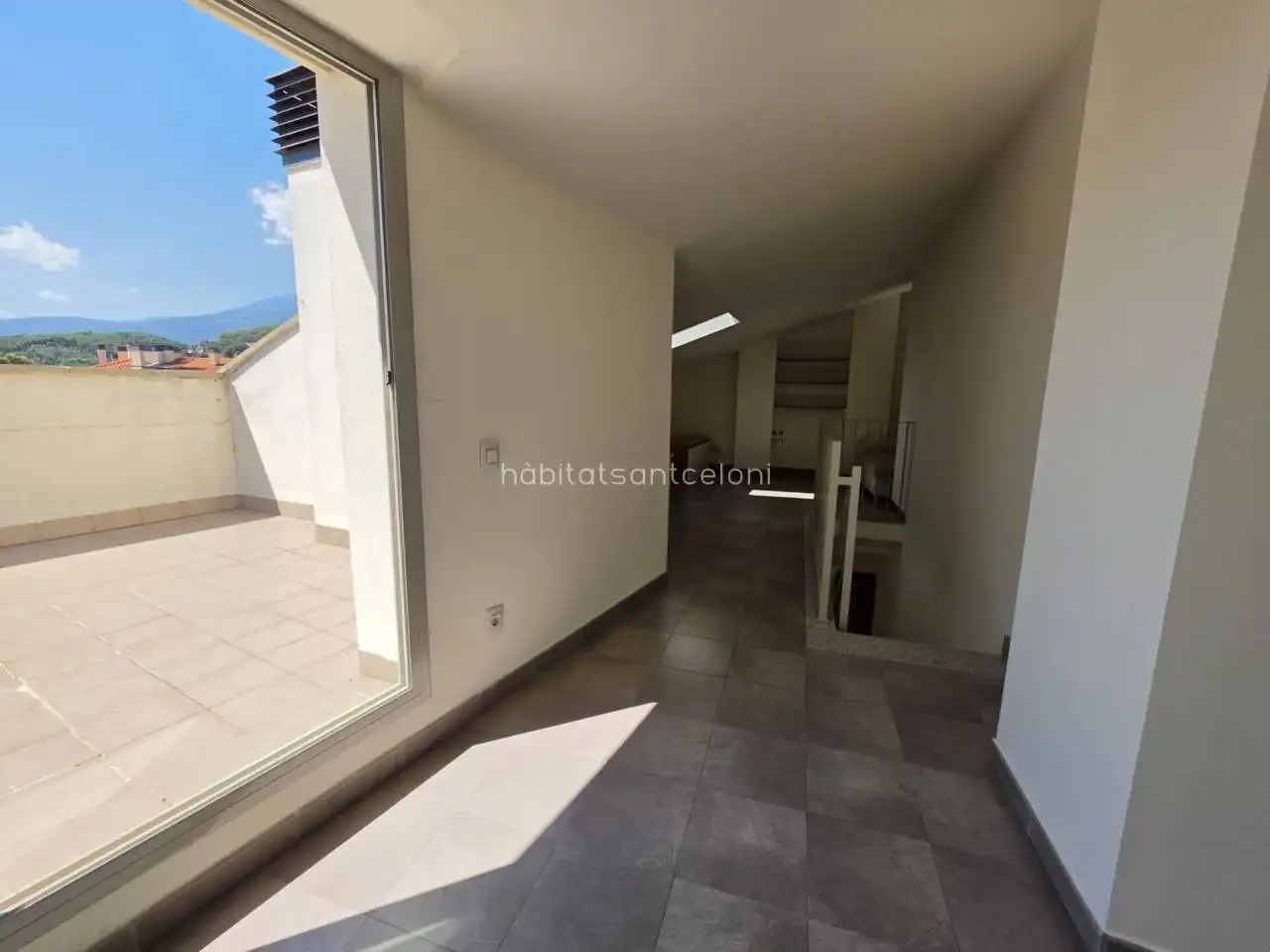 Maisonette zum Verkauf in Sant Celoni mit Heizung, Terrasse und Abstellraum