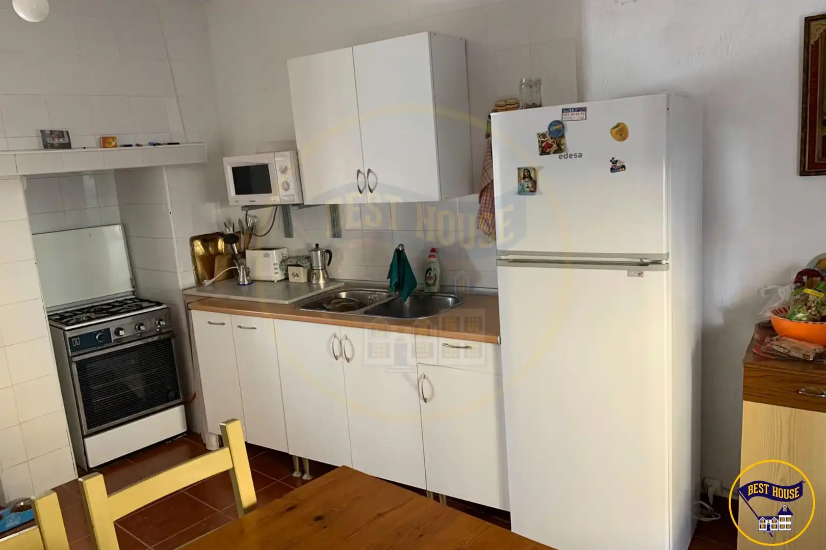 Cuina de Casa o xalet en venda en Castejón (Cuenca) amb Calefacció, Terrassa i Traster