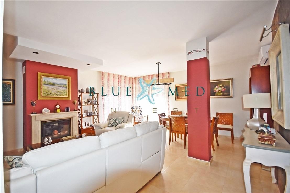 Sala d'estar de Casa o xalet en venda en Mazarrón amb Aire condicionat, Calefacció i Jardí privat