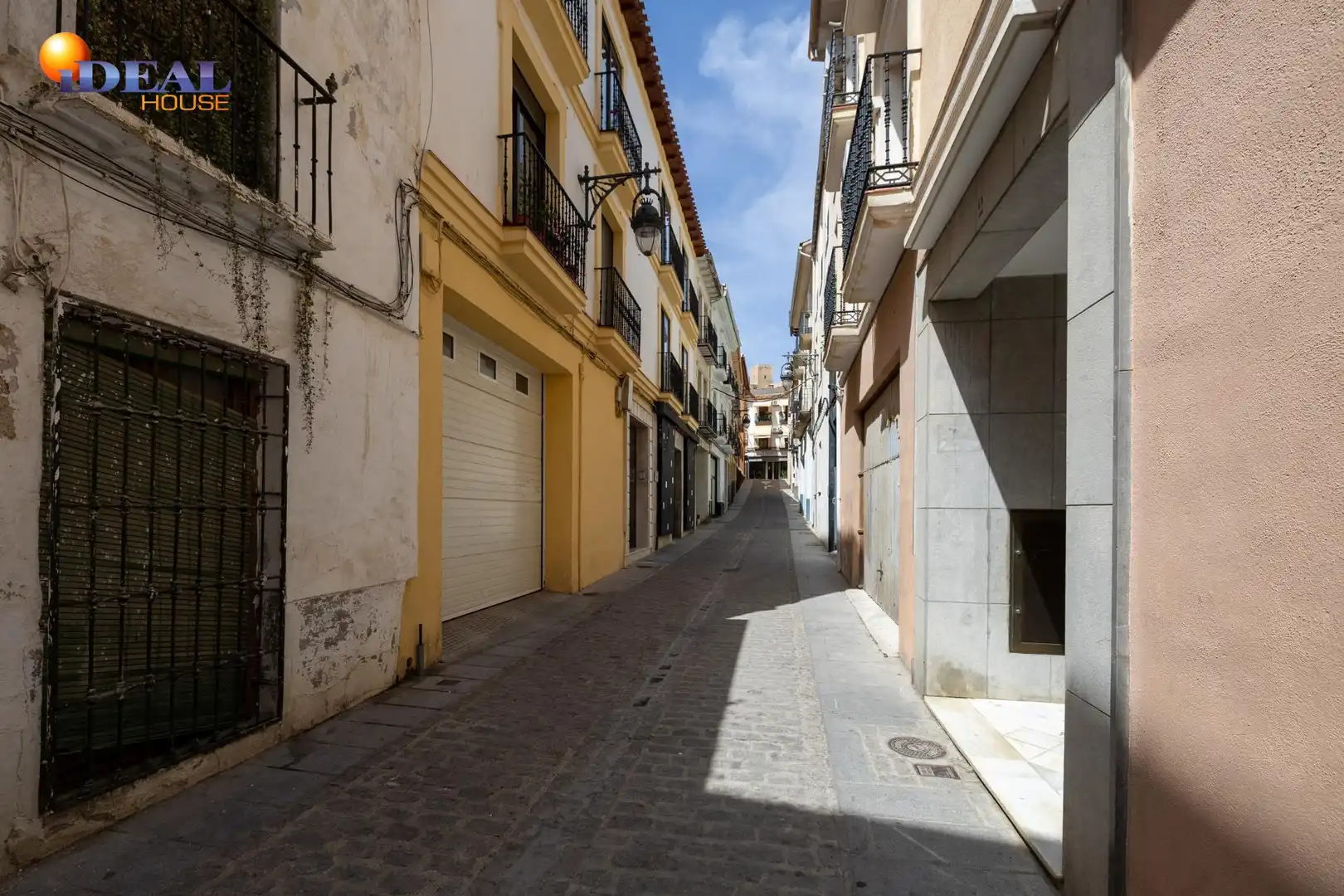 Vista exterior de Pis en venda en Alcalá la Real amb Terrassa